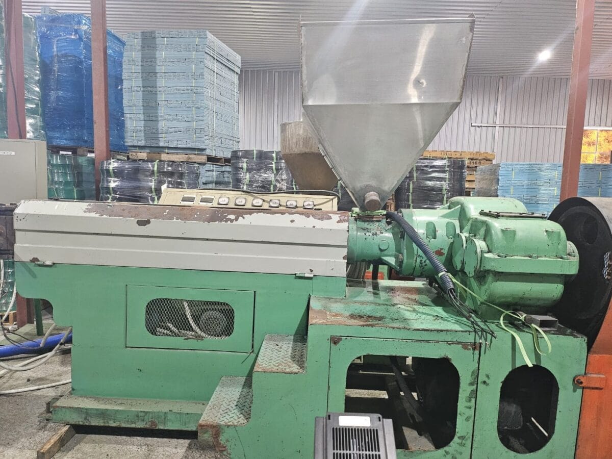 ⁦PVC STOPWATER extruder for cement concrete wall⁩ - الصورة ⁦2⁩