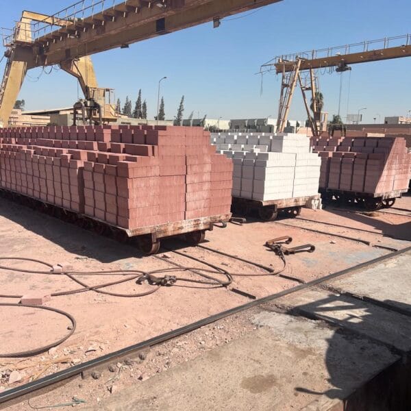 فرصة استثمارية متميزة – بيع خط إنتاج طوب رملي جيري صناعي مستعمل كامل، متكامل في مصر